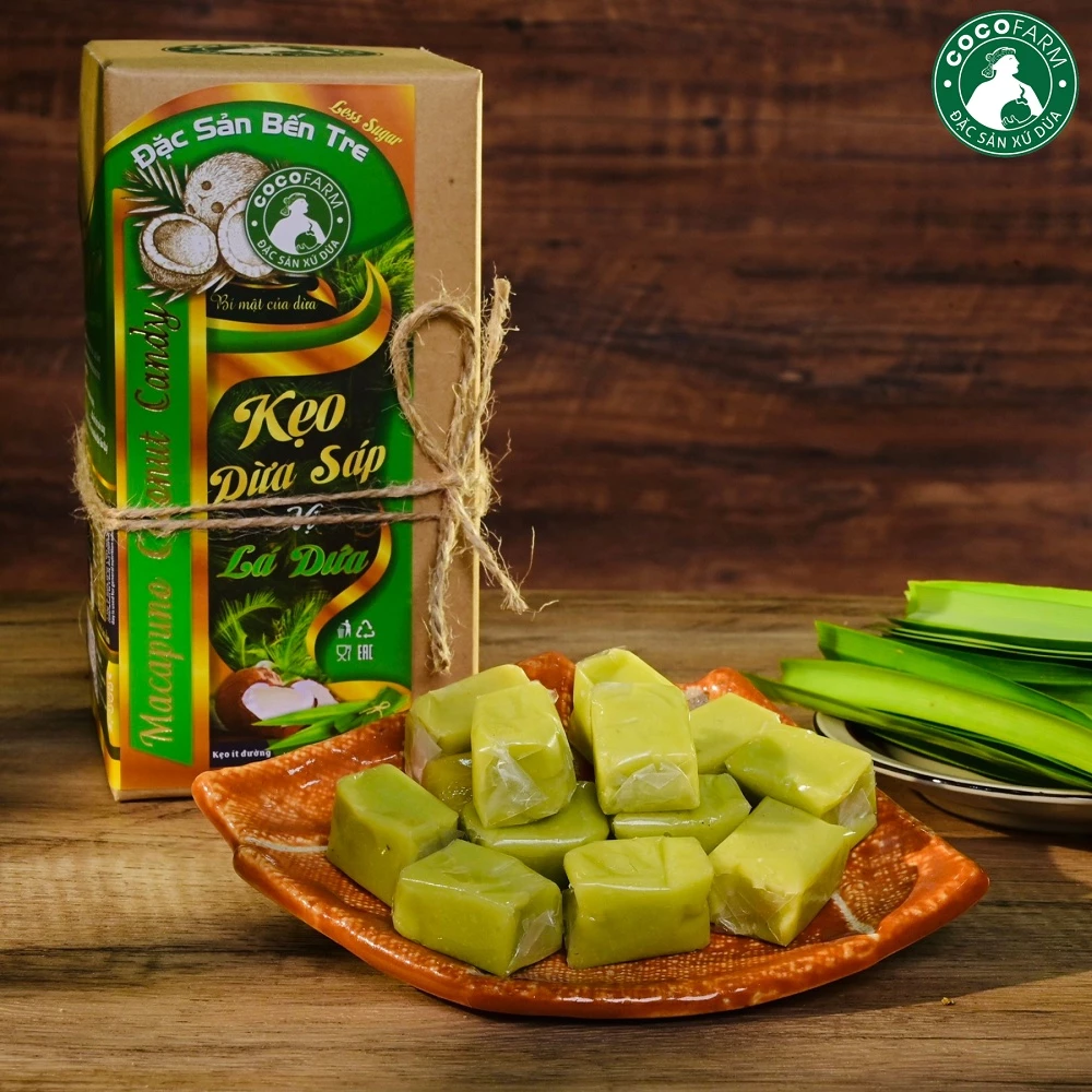 Kẹo Dừa Sáp Cocofarm vị Lá Dứa ít đường 300gram