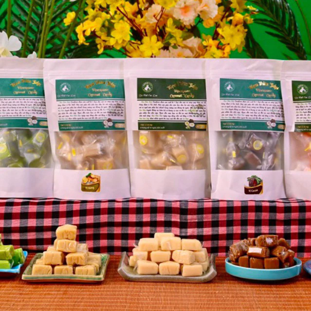 Kẹo Dừa Sáp Bịch Zip 180g Cocofarm