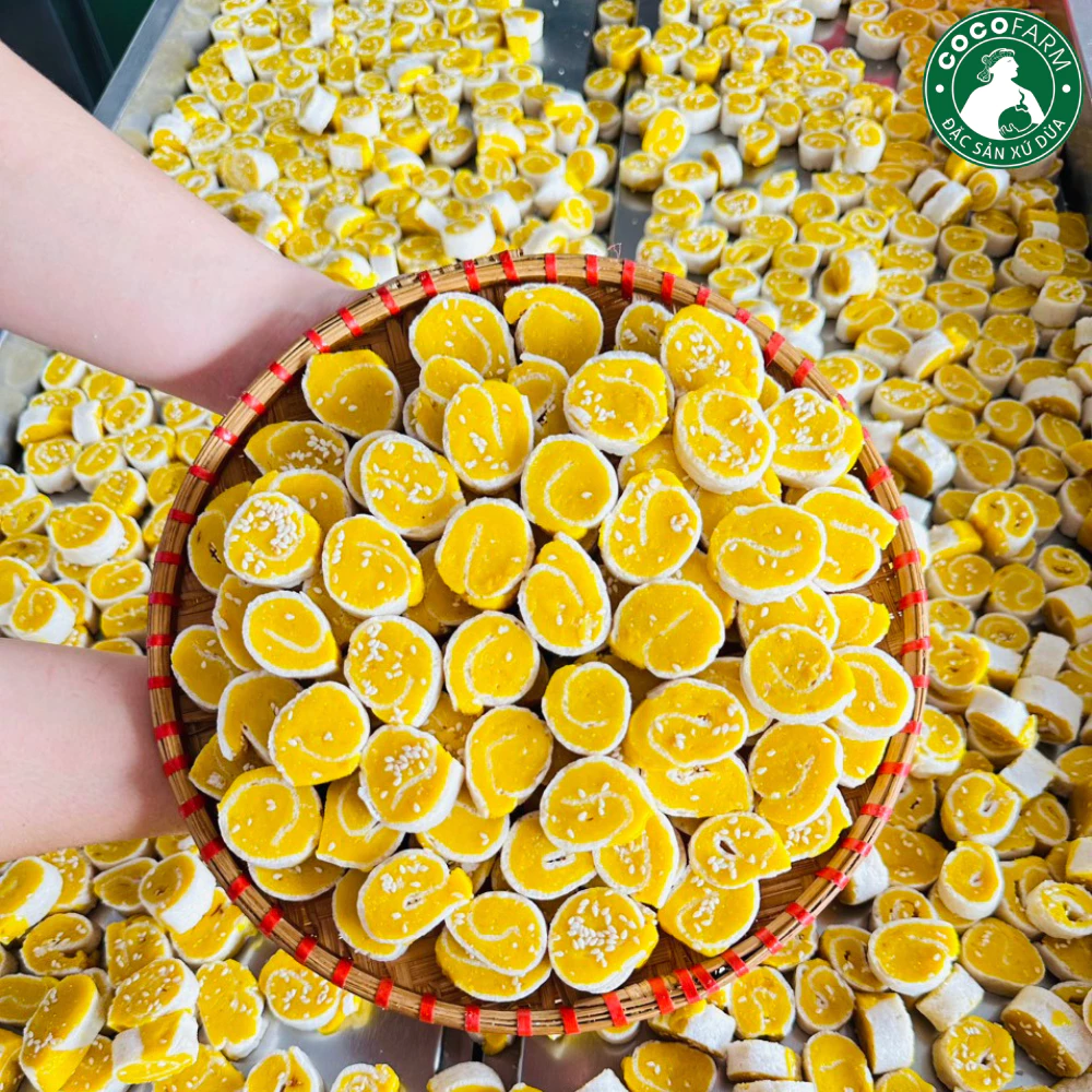 Kẹo Dừa Dứa Non vị Sầu Riêng Cocofarm ít đường hộp 300g